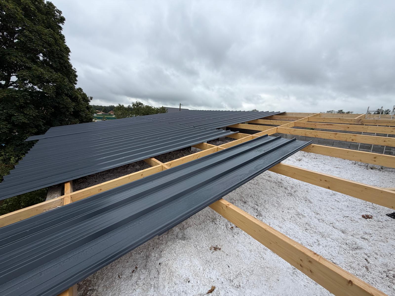 Avancement d'un chantier de couverture à Aixe-sur-Vienne, étape 3